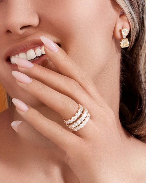 Whispers of the extraordinary.

Explore our curated collection of exclusive pieces at Royal de Versailles.

#RoyaldeVersailles #RdV #FineJewellery #DiamondEarrings #EternityRing #DiamondRing #Yorkville