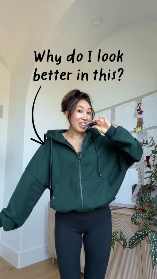 Science of the hoodie 🧪 

I’m wearing the @popflex_active cloud hoodie and I’m 5’5” wearing s/m.
