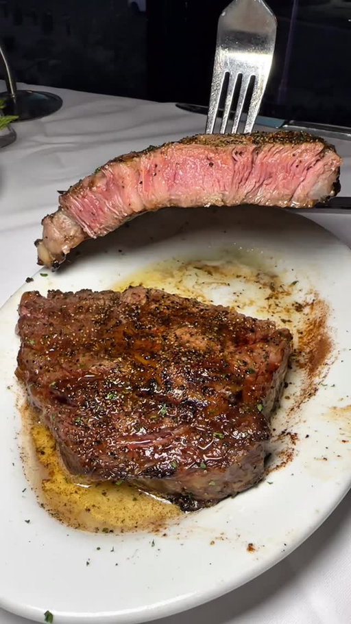 Ribeye is so good because it’s the perfect balance of tenderness and rich, beefy flavor, thanks to its high degree of marbling. The butter and hot plate Ruth's Chris makes is even better. 

#steak #asmr #lasvegas #beef #ribeye #sizzle #delicious #eater #vegasfood #wow #sogood #tender #steakdinner #steakhouse #ruthschris #butter #harrahs
