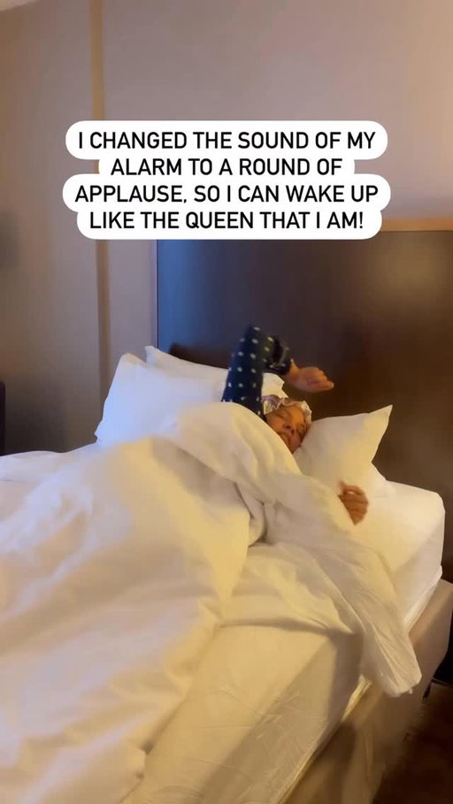 i mean, you gotta do what you gotta do to help you wake up happy every morning 🤷🏽‍♀️🤭 lol #sleepingtips 

Silk bonnet to protect my curls from @hauseofcurls founded by my dear friend @sherlytavarez 🤍

_ _ _ 

#SleepOptimization #BrainHeath #FunnyReels