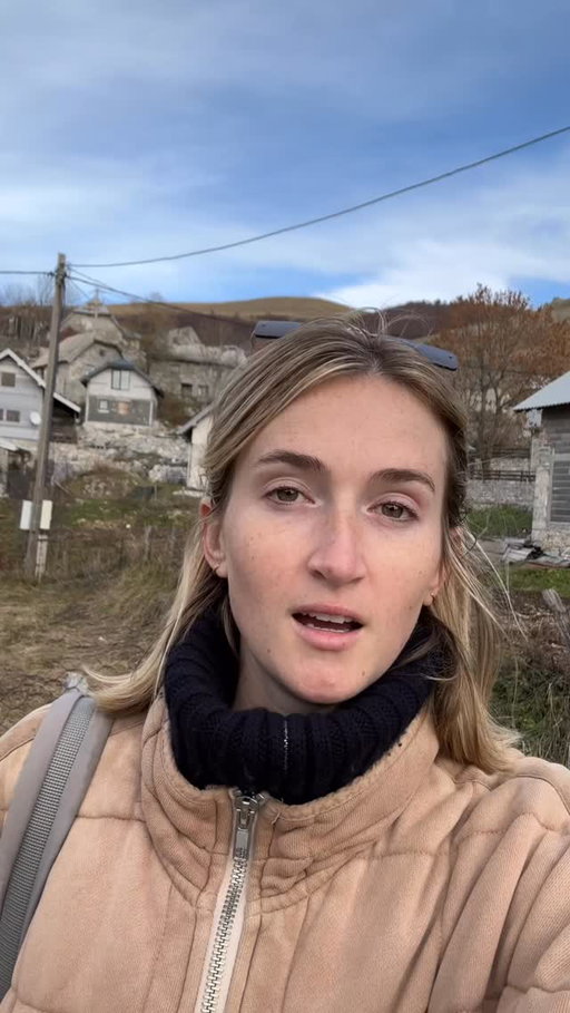 hiking to see Bosnian traditional knitting!