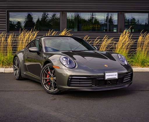 Beautiful Aventurine Green Metallic on this Used 2020 911 Carrera 4S - Photo taken by Reid Mattingly.
Learn more about Porsche Bend: https://nuvi.me/zwm5qm