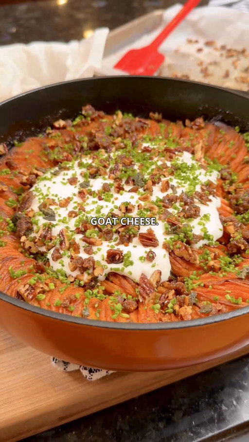 Bourbon Scalloped Sweet potatoes | Recipe link in bio

#food #thanksgiving #recipe