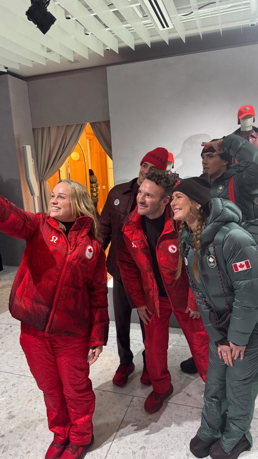 We weren’t late, you were early! 🇨🇦 Check out the Team Canada x @lululemon kit for Milano Cortina 2026!

-
Nous n’étions pas en retard, vous étiez d’avance! 🇨🇦 Découvrez la collection Équipe Canada x lululemon pour Milano Cortina 2026!