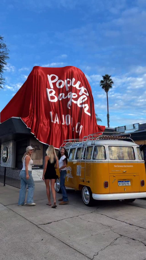 La Jolla just got hotter 🔥

TRUFF Hot Sauce Schmear available exclusively on Grand Opening Day — Friday, Nov. 21 at 8:00 AM. Arrive early! ⏰

Location: 637 Pearl Street, La Jolla, CA 92037

(While supplies last.)