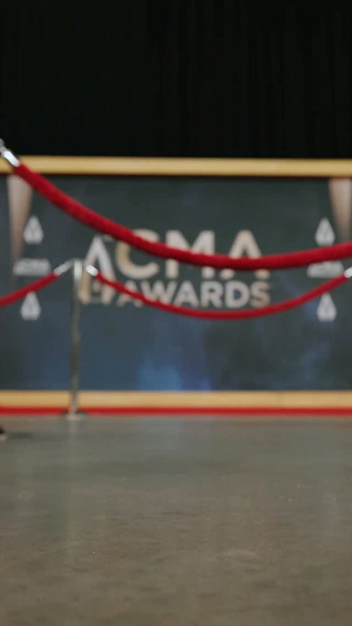 From backroads to red carpets, #Chevy trucks can go anywhere. This time, we rolled in before the stars at the #CMAawards. 

See you at 5pm!🤠