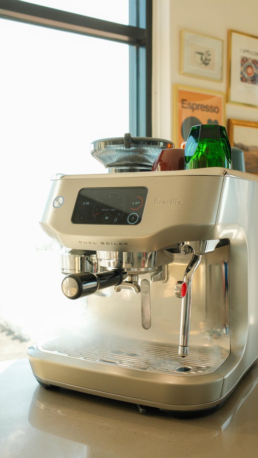 If you’ve got a @Breville machine and want to make café quality drinks at home, this is the deal for you.

Anyone who has bought a Breville machine in the last 6 months automatically gets 25% off coffee from Beanz.com.

They have coffee from top roasters around the country and it’s roasted fresh and shipped straight to your door. I
can’t stress how important fresh beans are, so if you want to level up your home coffee bar, go check out
beanz.com #ad #breville #brevillepartner #espresso