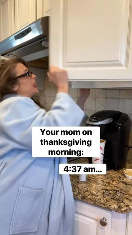 Had to bring back this gem for the 1 week countdown till Thanksgiving 

#thanksgiving #holiday #mom #comedy #joke