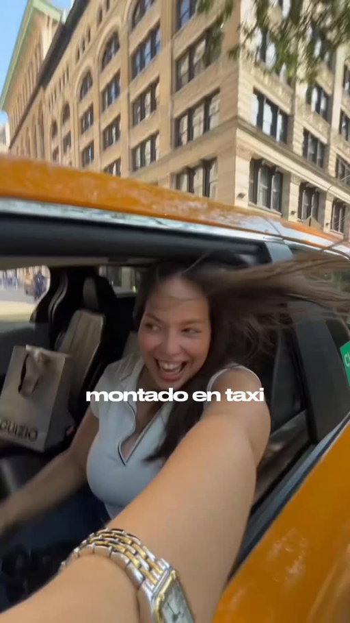 Viendo la ciudad de NY montanda en 🚕🚕
#newyork #badbunny #reels #city #lifestyle #lifestyleblogger #bostoninfluencer #newyorkinfluencer