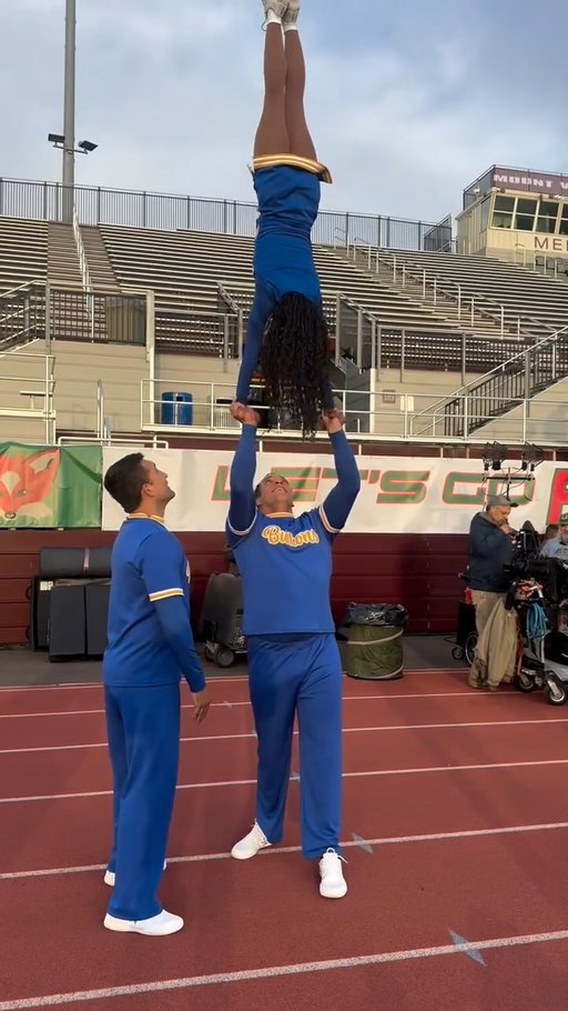 Up in the air today , On your screen tomorrow! Episode 3 of Stumble is coming in HOT tomorrow @ 7:30c / 8:30e on NBC.💙💛
#lossenupmybuttons
#StumbleOnNBC
#NewEpisode