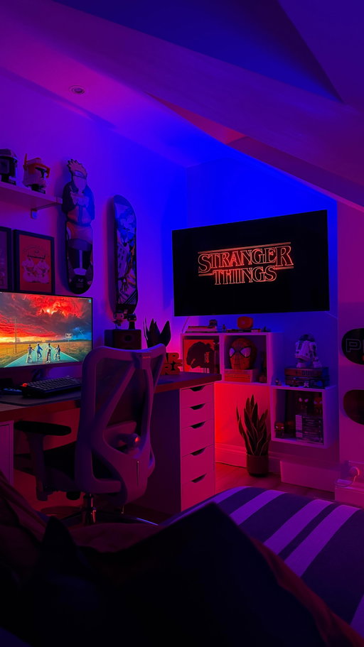 pov: rewatching Stranger Things, ready for Season 5 📺

#roominspiration #apartment #cozyroom #vibes #bedroomideas #ambientlight #interiordesign #homeinspo #roomlights #walldecor #furniture #loft #loftdecor #loftinterior #loftdesign #loftdecoration #apartmenttherapy #wallart #artwall #strangerthings #strangerthings5 #ledlights
