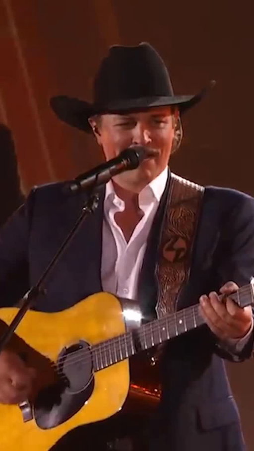 Thank you @cma for the large time last night. We’ll see if I remember to put my beer down next time

#classiccountry #countrymusic #cmaawards