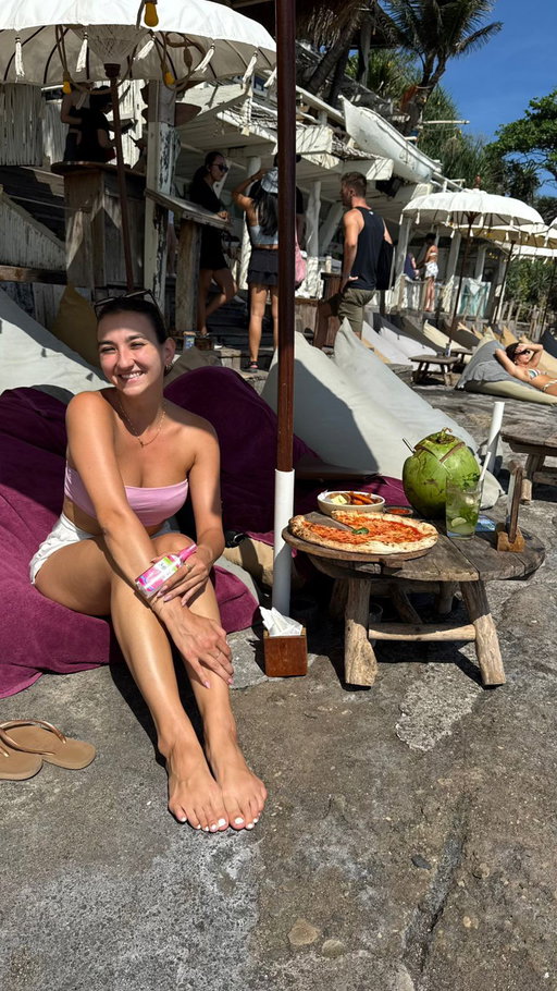 📌 3 Must-haves for your trip to Bali 👇🏽

If you’re coming to Bali soon or planning a trip here, make sure to bring:

- Sunscreen, as it is very expensive in Bali and you’ll get a sunburn easily here
- Download & install an eSIM before you arrive in Bali so you’re connected right away
- Stop at a supermarket in Bali and buy mosquito repellent. With rainy season around the corner, dengue risk is much higher

I always found that @soffell_id works much better here in Indonesia than any mosquito spray from Germany I’ve tried, so I recommend getting this one in Bali. Soffell is Bali’s no. 1 mosquito repellent, and I personally think they smell sooo much nicer than other sprays.

#bali #balitrip #balitravel