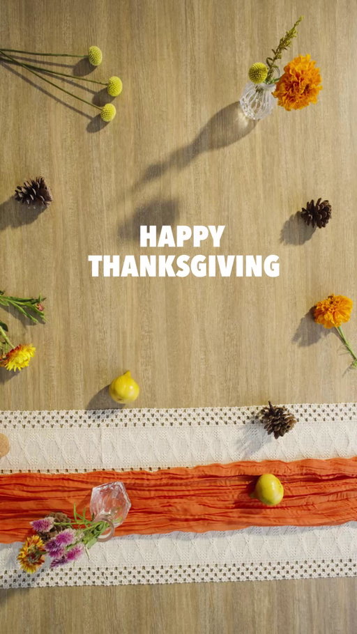 Become the MVP of your Friendsgiving with our hot sauce variety pack, featuring all eight irresistible flavors 😍 shop now at the link in bio! 📸: @real_simple

https://ow.ly/uFZv50XxMT9