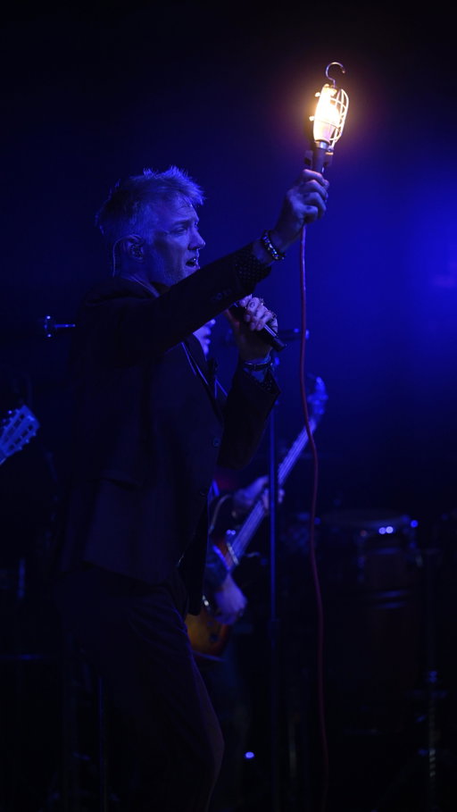 Austin City Limits' final taping of Season 51 with @queensofthestoneage was beyond special. A wonderful time was certainly had by all.
You can watch Queens of the Stone Age's very special episode featuring songs from "Alive in the Catacombs" on @pbs in early 2026.