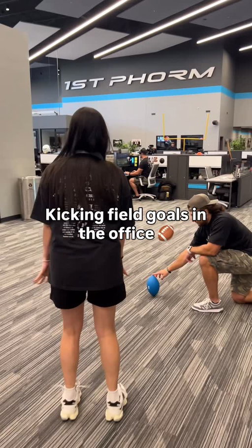 Everyone is available for a NIL deal 🏈

#football #fieldgoal #officelife #1stphorm