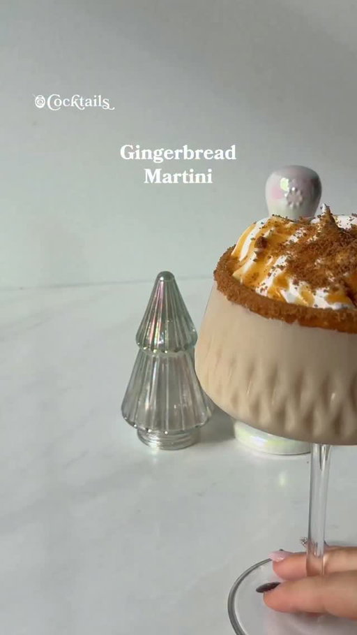 The perfect sip to celebrate National Gingerbread Day 🤎 Pro tip: snag the Gingerbread Cookie Mug Hangers at Trader Joe’s to take your cocktail to the next level. Grab the coupe glasses at the link in our bio.

-1 oz. vanilla vodka
-2 oz. Baileys
-1/2 oz. gingerbread syrup
-2 oz. half & half
-whipped cream, gingerbread crumbs, caramel sauce & mini gingerbread man for garnish

@cocktails may earn commission through links on our social.

#gingerbread #martini #dessertcocktails #christmas #holidaycocktails