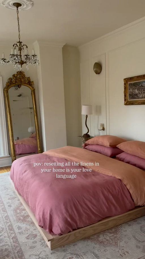 okay but actually anything @bed.threads is my love language 🫶🏼 they’re having a huge sale right now, so go treat yourself! 25% off everything and 35% off bedding bundles 💝