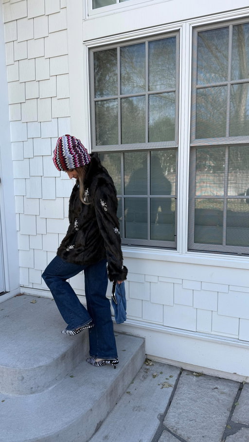 I want to be in a faux fur coat & colorful hat & zebra kitten heels every day pls & thx !