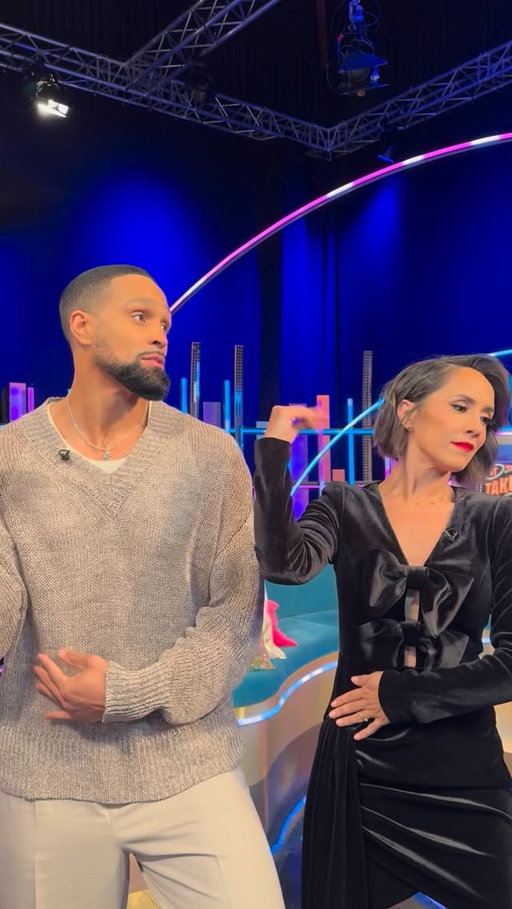 Had to give this a go with @ashleybanjo in the building! 🙌🏼 Loved seeing @diversity_official w/ our @bbcstrictly pros last week! And what a send off to the biggest night of entertainment tomorrow! Enjoy everyone! I’ll see you there 💃🏻🪩

And for the record… we had only one take of this as we were about to go on air! 🤣🙌🏼

Make-up: @summerdyason 
Hair: @aysecertel 
Styling: @gaylerinkoff