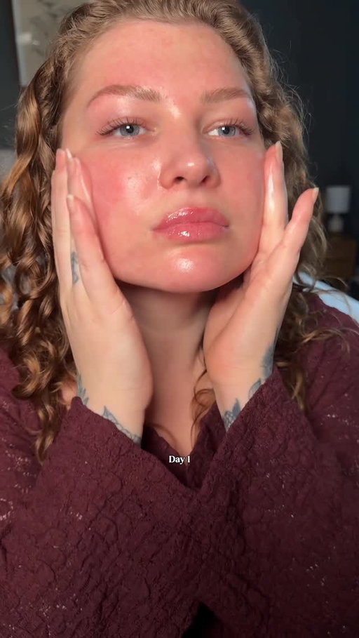 Loving the @physiogel_usa Calming Relief Redness Reliving Facial Cream especially for those who have dryness/sensitivity/rosacea Physiogel Partner | AD #physiogel #redness #skincarethatworks #rosacea #7dayschallege
