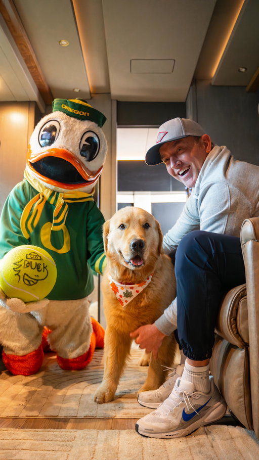 Long time no see, friend 🦆🐶 #GoDucks