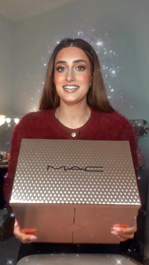 Unboxing pure holiday magic ✨ The @maccosmetics Mystery 24 Advent Calendar did not come to play! 💄🎁 #MACAdventCalendar #HolidayGlam @maccosmeticscanada @sephoracanada #MACCosmetics
#MACAdventCalendar
#MACHoliday
#MACMysteryBox
#MakeupUnboxing
#BeautyUnboxing
#BeautyAdventCalendar
#MakeupAdventCalendar
#HolidayMakeup
#ChristmasCountdown
#24DaysOfBeauty
#BeautyHaul
#MakeupAddict
#MakeupLover
#BeautyObsessed #toronto #torontobeautyblogger #ugccreators #torontobeautyblogger #explorepage✨🔥 #ugccreators #browngirlmakeup #torontomakeup
