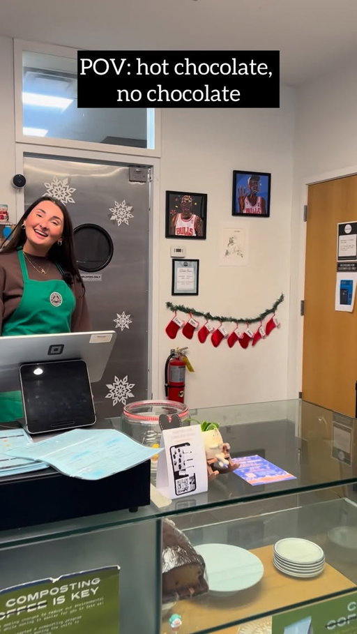 Hot chocolate, no chocolate still might be better than iced hot chocolate but idk, jury’s still out

#barista @samanthaboehlen