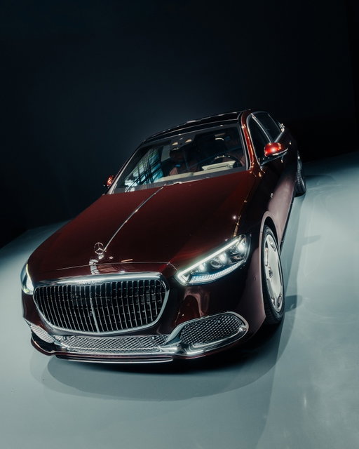 Sculpted to captivate the eye— the Mercedes-Maybach S 580 is the purest expression of style and prestige.

📷: @benjamin.studios for #MaybachCreator

#MercedesMaybach #MercedesBenzCanada

European model shown.