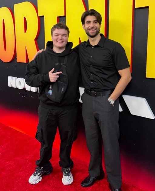 “In Hollywood, everyone is a star” 💫 

Thank you @fortnite for such an amazing week💛💙

@teampwr
