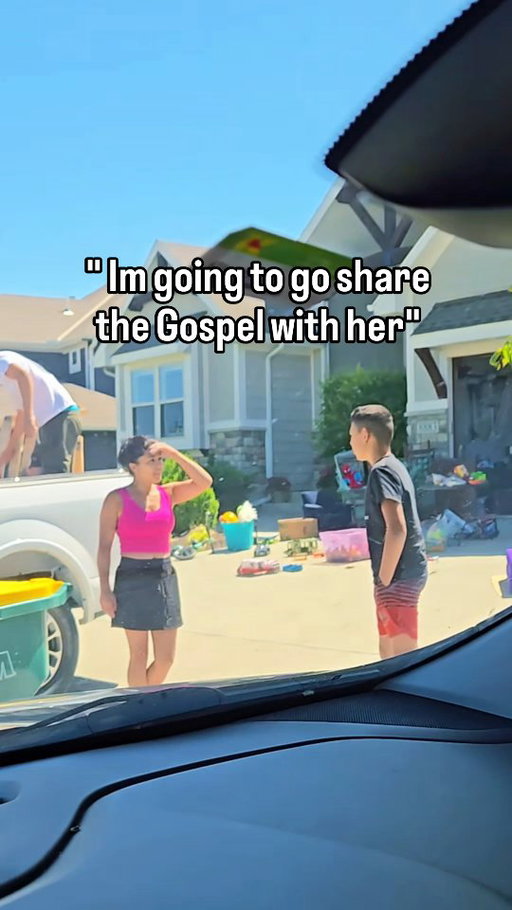 Can we all agree... 

As Christians we should share the love we have in Christ! 

LETS JUST DO IT AND STOP WAITING FOR "DOORS TO OPEN."

ITS OEPN, JUST TAKE THAT STEP! 🥰✝️💕🙏🏼