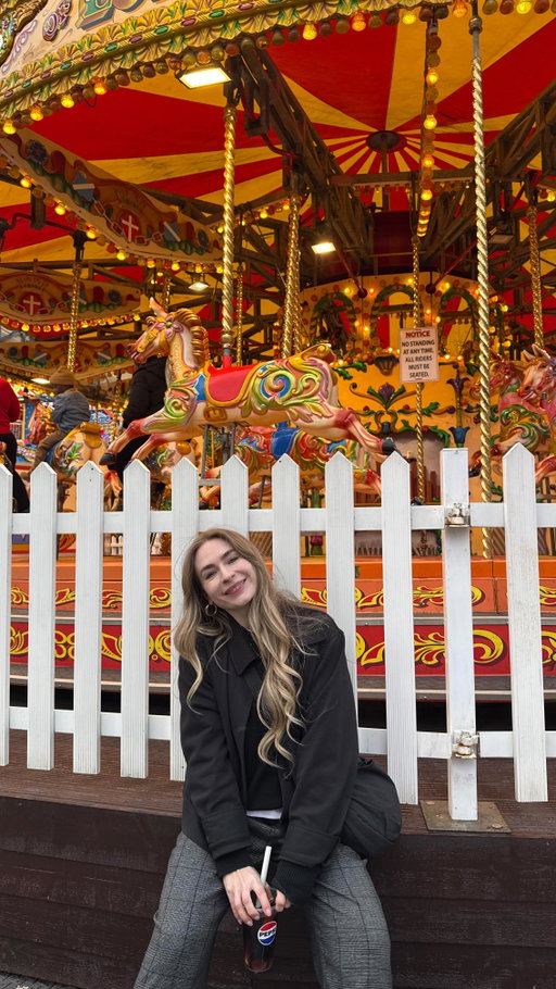 Ad. This time of year I need no excuse to put off my to do list because seriously, it can wait! G and I headed to #hydeparkwinterwonderland with my favs pepsimaxuk and had the most festive, foodie and fun day out, here’s a vlog of what we got up to! 🎄