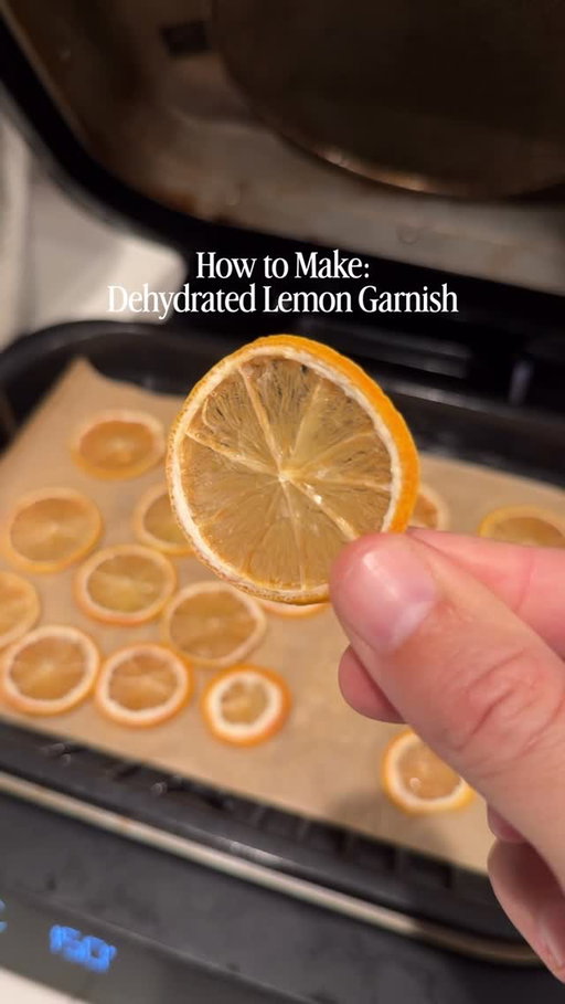 SAVE THIS FOR YOUR NEXT PARTY 👇🏼👇🏼

To make dehydrated lemon garnishes at home, slice one lemon into 8-10 pieces, depending on its size. Position the slices on a metal cooling rack over a baking sheet and dry in the oven at the lowest temperature setting (170ºF/77ºC) for 4-5 hours.