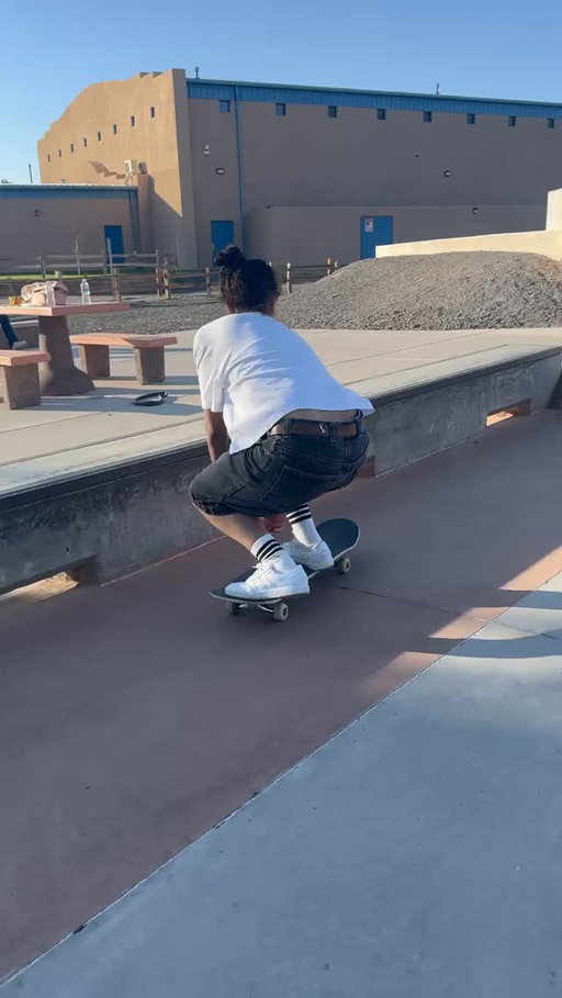 @mariahduran_ New park, classic moves

#TechDeck #StartSmallGoBig