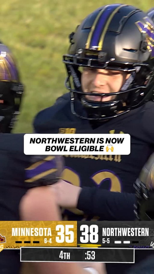 Northwestern wins it at Wrigley on the FG! 👏