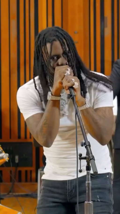 A timeless piece of rap history 🎻

Chief Keef’s legendary “Faneto” Trap Symphony just turned 7 

•

Edit by @aozeyy 

•

#chiefkeef #faneto #audiomack #TrapSymphony