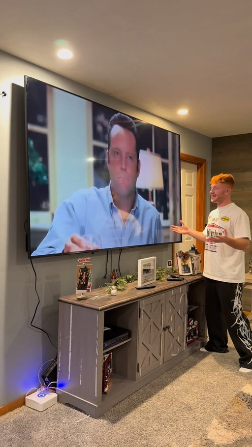 We need a bigger one tbh📺