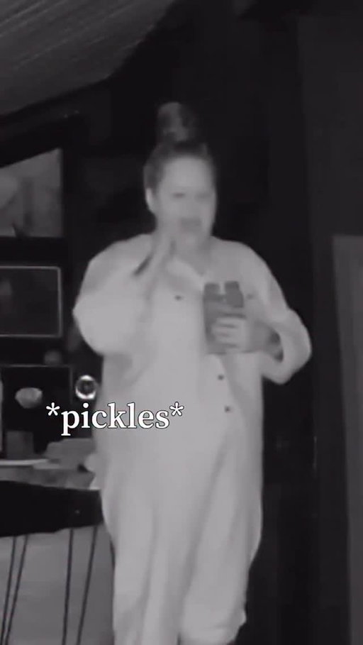 #ad This sandwich was made for pickle lovers like me @mcdonaldscanada