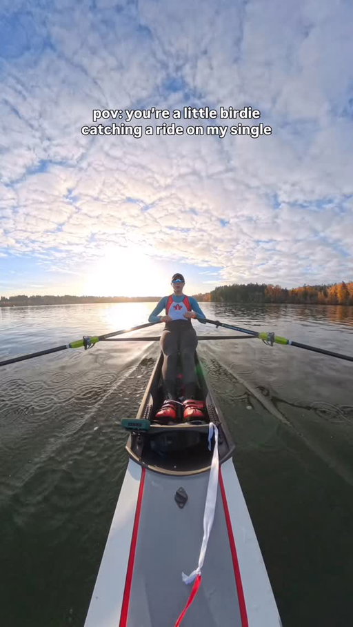 Thanks for dropping in — the kms go by way faster when you have a buddy! 🐦

#insta360 #rowing #sculling #athletetraining