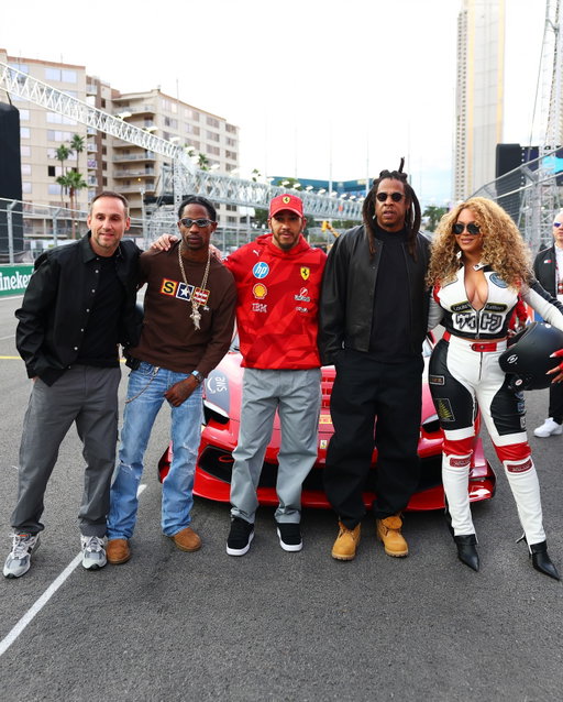 #TravisScott, #JayZ & more at the F1 Grand Prix in Las Vegas this weekend‼️🔥

Y'all rockin' with this link up⁉️🤔