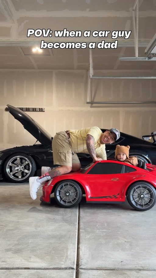 Gotta start them young 🤷‍♂️

#carguys #cardad #dadlife #dadsbelike