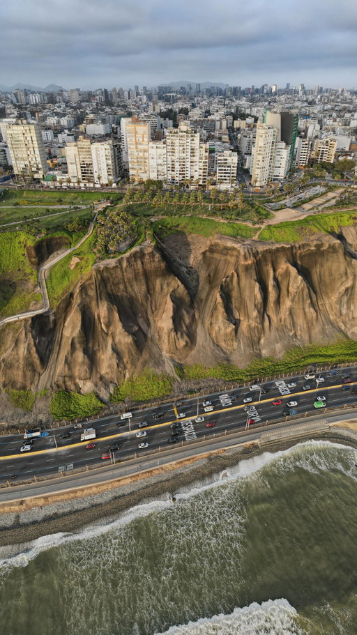 Lima is the only capital in South America that sits right on the edge of the Pacific Ocean and you feel it the second you’re here.

Cliffside views, crashing waves, and sunsets engineered for golden hour… all wrapped inside a city where modern life and deep ancestral roots coexist. From Miraflores, the coastline is on full display, and the perspective is unreal.

And the drone footage? Just wait. Lima was built to be seen from above. ✈️🌊

#limaperu #mirafloresviews #perutravel #droneshots #travelcreator #visitlima #peruvibes