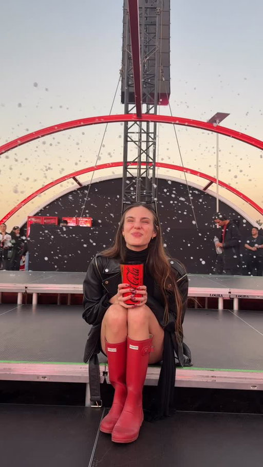 pov. es tu segundo año en el Coca-Cola Flow Fest y se ve así: ♥️🎡🥤🍟

#CocaColaFlowFest25 #SubeElVolumen #publicidad @cocacolamx 

COCA-COLA ZERO es una marca registrada de The Coca-Cola Company. D.R. ©️ The Coca-Cola Company. 2025. Fenilcetonúricos: contiene Fenilalanina