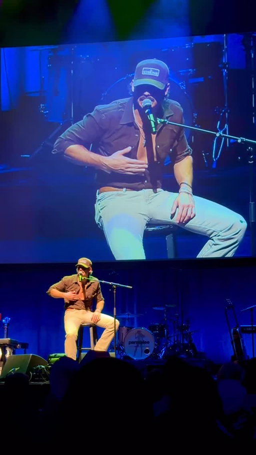 Thank you @y100sanantonio for hooking me up with tickets to the All-Star Jam last night! I loved getting to enjoy some great music from @tuckerwetmore, @johnmorgan95, @juliacolemusic, and @kameronmarlowe. @parmaleemusic played as well, but I had to leave a little early!

#tuckerwetmore #johnmorgan #kameronmarlowe #juliacole #y100sanantonio #sanantonio #satx #country #countrymusic #allstarjam #countryconcert