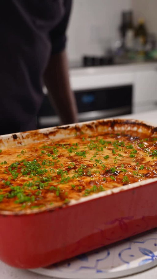 Caramelized Onion & Gruyère Scalloped Potatoes. Rustic, cheesy, rich — no mandolin, no fuss. Thick-cut Yukon Golds, sweet onions, and a creamy Gruyère sauce baked until golden.

Ingredients
5 large onions, thinly sliced
1 tbsp olive oil
Salt & pepper
1 tbsp red wine vinegar
6 Yukon Gold potatoes, peeled and sliced into thick rounds
3 tbsp butter
3 tbsp all-purpose flour
2 cups whole milk
1 cup heavy cream
2 cups shredded Gruyère cheese
1 cup shredded Monterey Jack or white cheddar
1 tbsp chopped rosemary
1 tbsp chopped thyme
Salt & pepper to taste

Method
Caramelize onions in oil with salt and pepper until deep golden. Add red wine vinegar, reduce, remove from pot. Keep potatoes in water until needed. Melt butter in the same pot, add flour, cook 1 minute. Whisk in milk and cream, reduce until thick. Stir in Gruyère, Monterey Jack, rosemary, thyme, and season. Add a thin layer of sauce to a baking dish. Layer potatoes, season lightly, add sauce, add caramelized onions, repeat, and finish with cheese. Cover and bake at 350°F for 1 hour, uncover and bake 30 minutes until bubbling and golden.

#easyrecipes #scalloppotatoes
