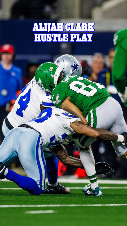 Alijah Clark with the HUSTLE 😤

Up Next ➡️ #KCvsDAL 11/27 on CBS