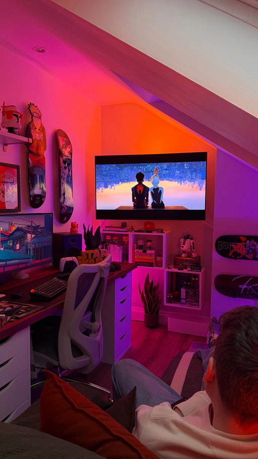 pov: my kind of therapy 🙇🏼🛋️

#roominspiration #apartment #cozyroom #vibes #bedroomideas #ambientlight #interiordesign #homeinspo #roomlights #walldecor #furniture #loft #loftdecor #loftinterior #loftdesign #loftdecoration #apartmenttherapy #wallart #artwall #spidey #tasm2 #spiderman #ledlights