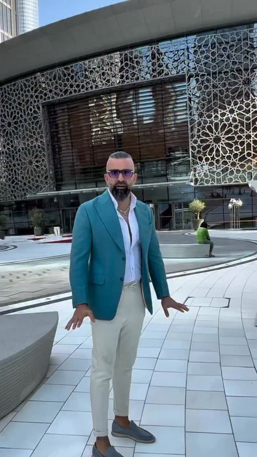 Dubai Watch Show Recap! Pt. 1 

#watch #watchcollector #watchaddict #watchmania #watchlover #watchnerd #watchgeek #watchoftheday #watchcollector #watches #watchkingnyc