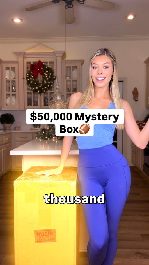 $50,000 FOOTBALL MYSTERY BOX🤯🏈but I’m not keeping it, YOU ARE! I’ve teamed up with @therealautograph to create the COOLEST mystery boxes EVER! Watch til the end for all the details😨✈️

#49ers #panthers #nfl #football