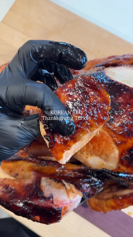 Korean BBQ Thanksgiving Turkey. Turning the main attraction of the show into a huge hit! Make it into a ssamm and youll have a KBBQ inspired thanksigiving. Classic with a modern twist. 

Weight Watchers clocks this in at 13 points and 45g of protein. So even while youre enjoying all your favorite foods, you’re still committed to your goals and fitness are still on the table. Health and fitness isnt an all or nothing mindset nor does it have to be abandoned @weightwatchers 

Brine Ingredients: 
300g apple cider vinegar
6 cups water
black peppercorn 
1 onion 
10 garlic Cloves

KBBQ Marinade: 
20lb turkey
100g soy sauce
30g sesame oil
8cloves garlic
50g brown sugar
1 onion
1 Korean Pear or Apple

Tip: when making the compoud butter, use a korean bbq marinade from a jar. Its more concentrated and better for glazing as well 

STEP BY STEP: 

Brine your turkey for 10-24 hours

Pat it dry

Seperate the skin from the flesh and put in a generous amount of KBBQ compound butter under the skin

Oven at 350 for 4-5 hours

Baste every hour and put the cover back on

For the last hour, glaze the whole turkey with KBBQ sauce and in the oven for an additional 45min to 1 hour

Let is rest for 20 minutes

Enjoy!

#weightwatcherspartner #turkey